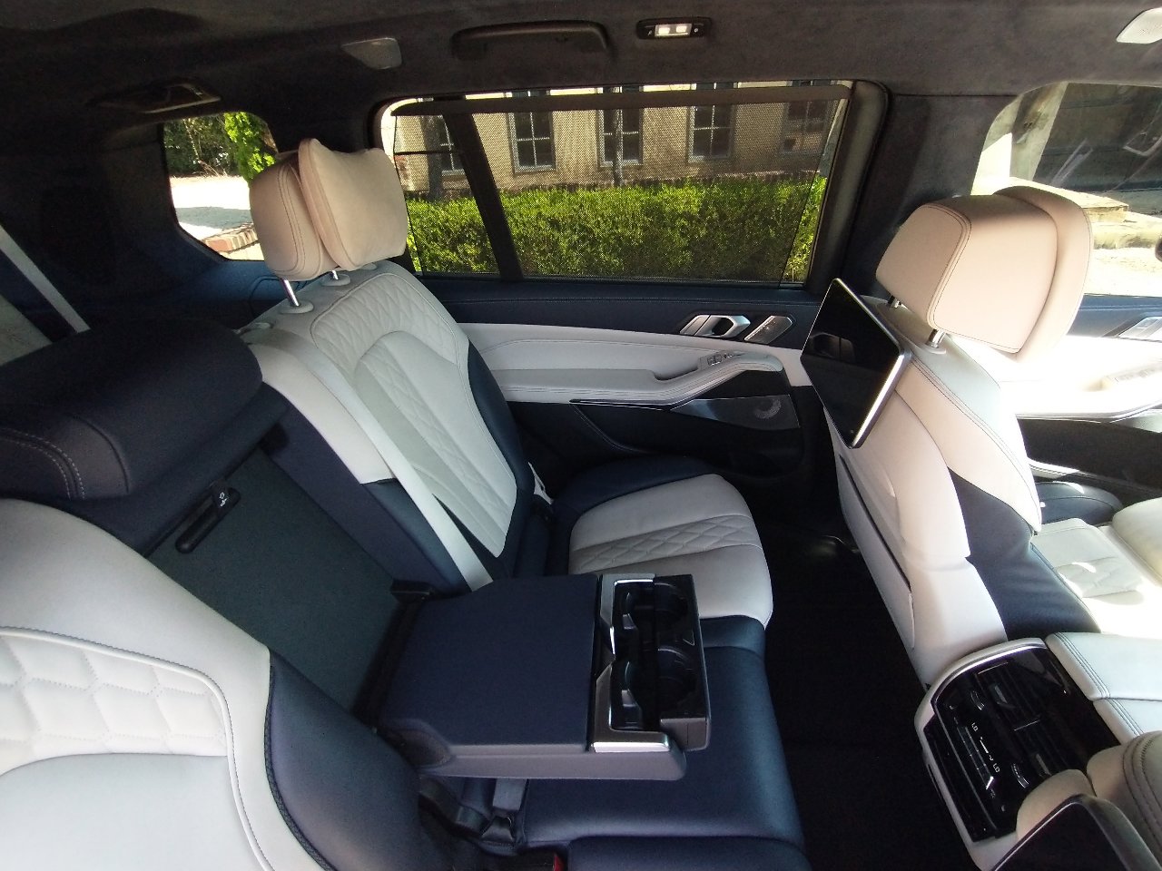 Used 2019 BMW X7 xDrive50i w/ Dynamic Handling Package image 70