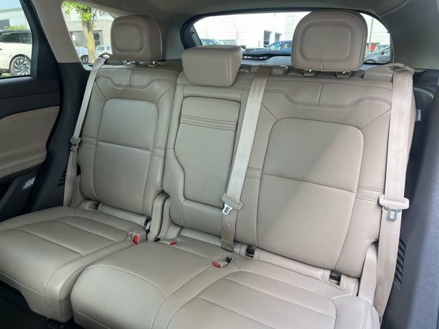 Used 2024 Lincoln Corsair FWD image 13