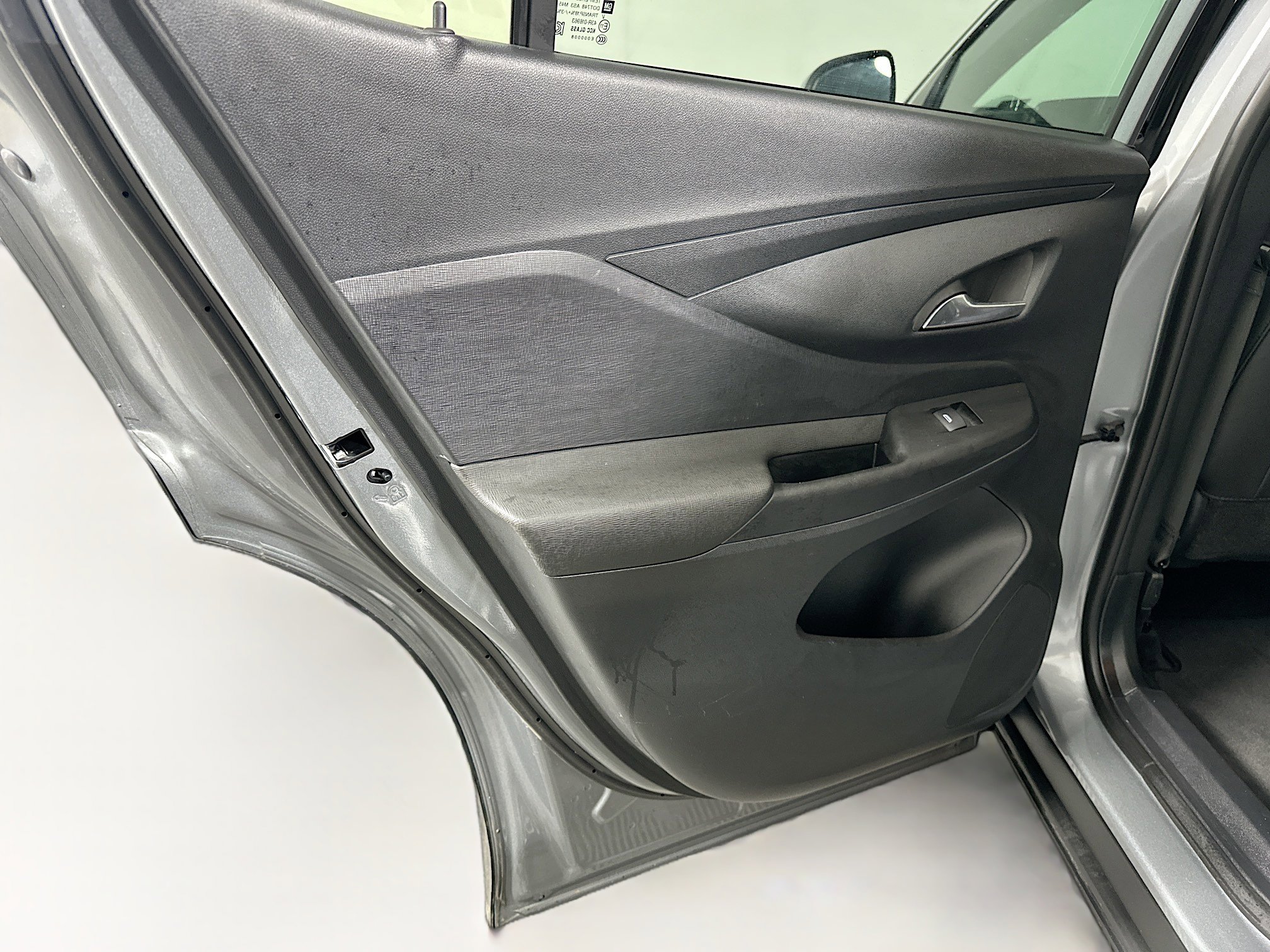 Used 2025 Buick Envista Preferred FWD image 26