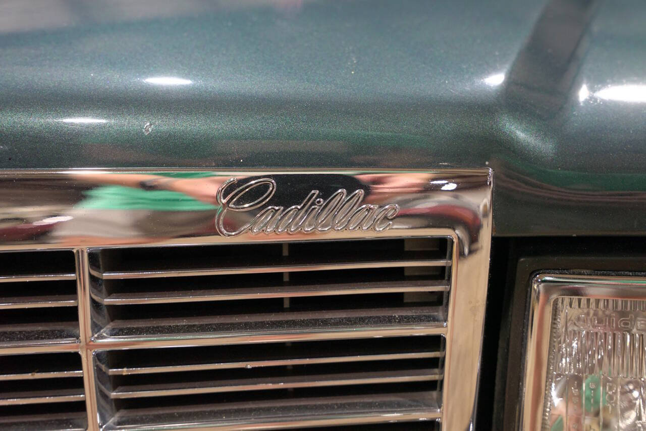 Used 1992 Cadillac De Ville Sedan FWD image 22