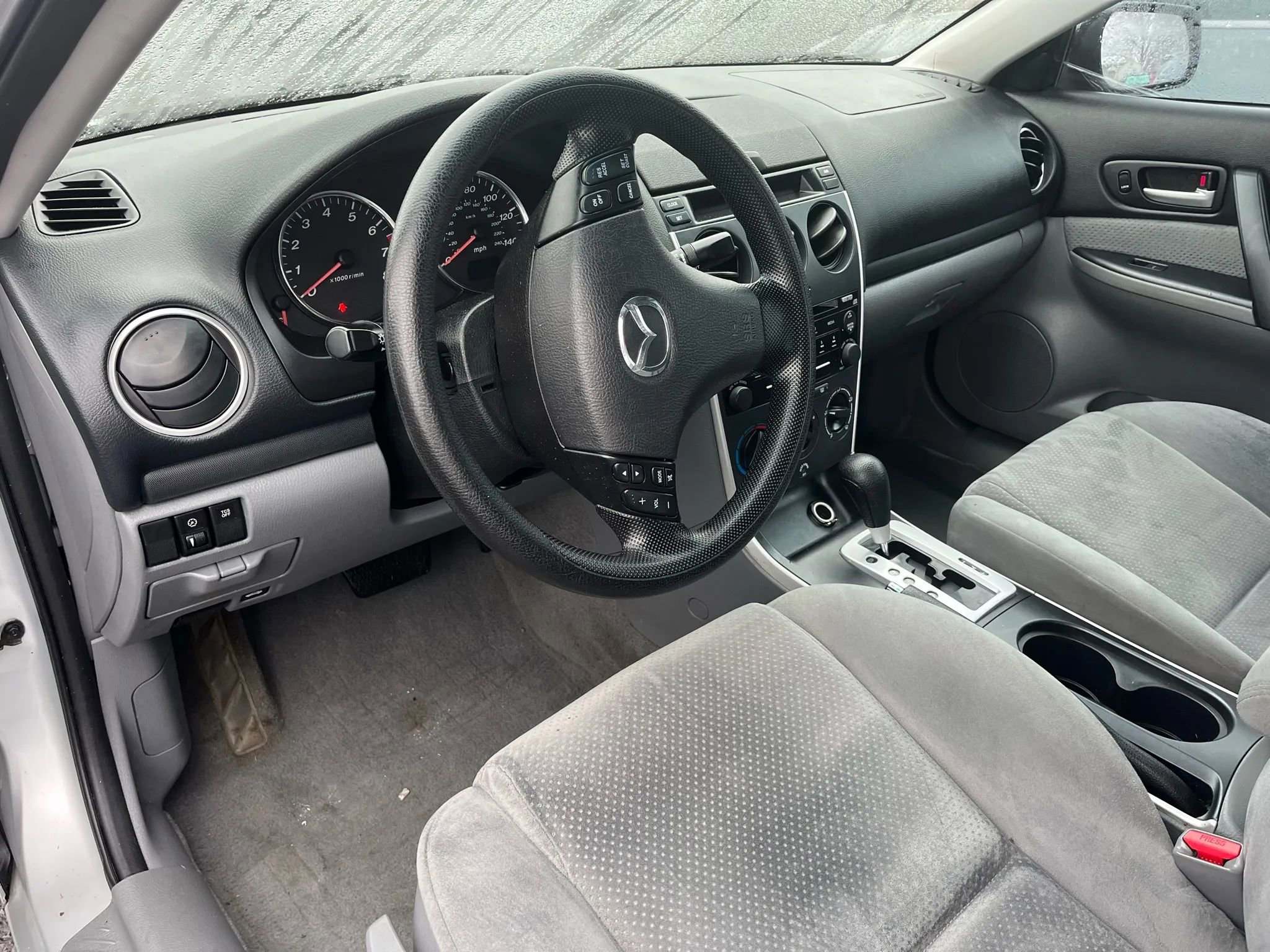 Used 2006 MAZDA MAZDA6 i image 5