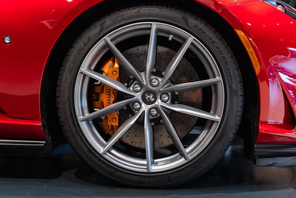 Certified 2021 Ferrari 812 GTS RWD image 16