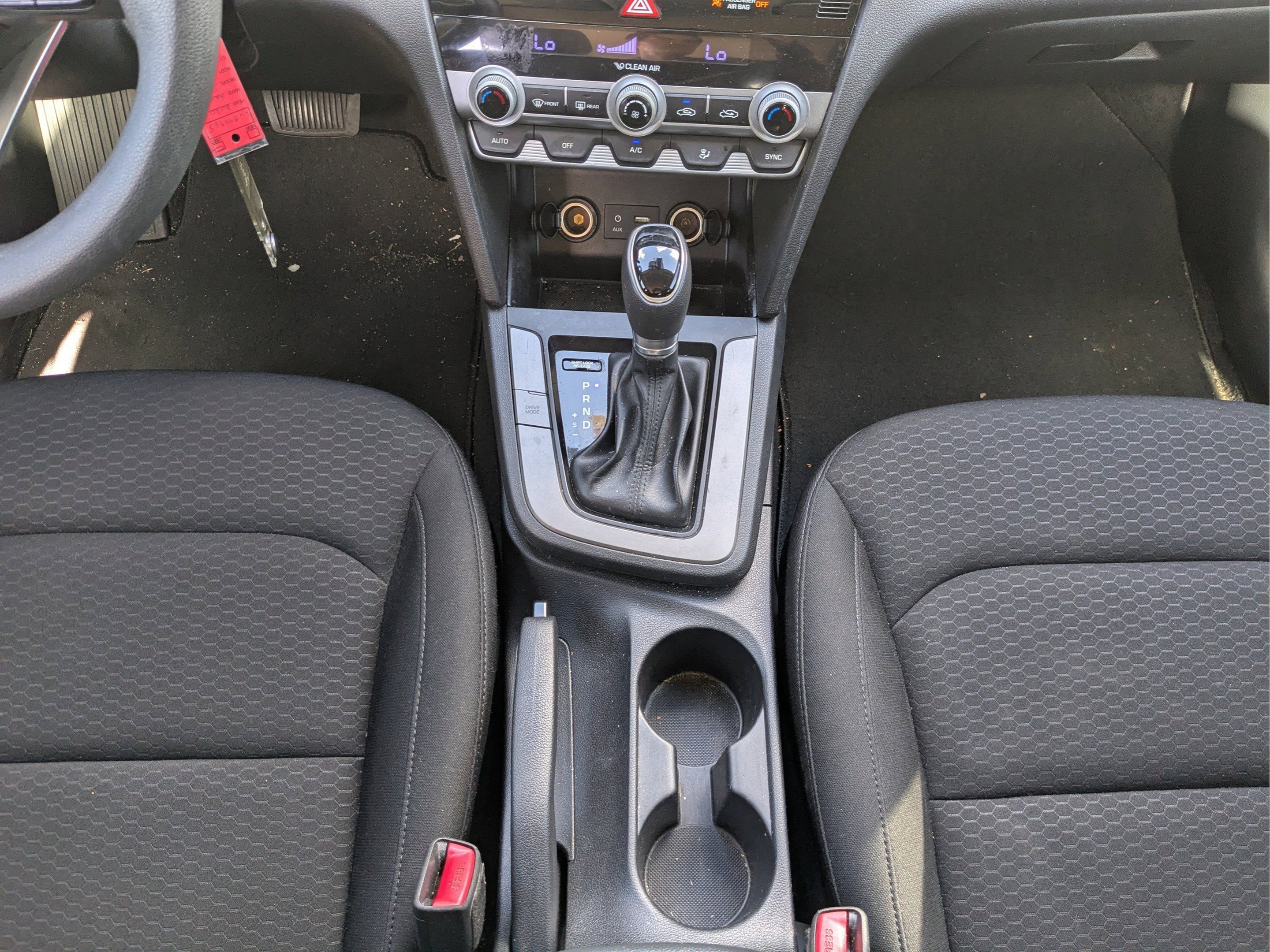 Used 2020 Hyundai Elantra SE w/ Cargo Package (C1) FWD image 15