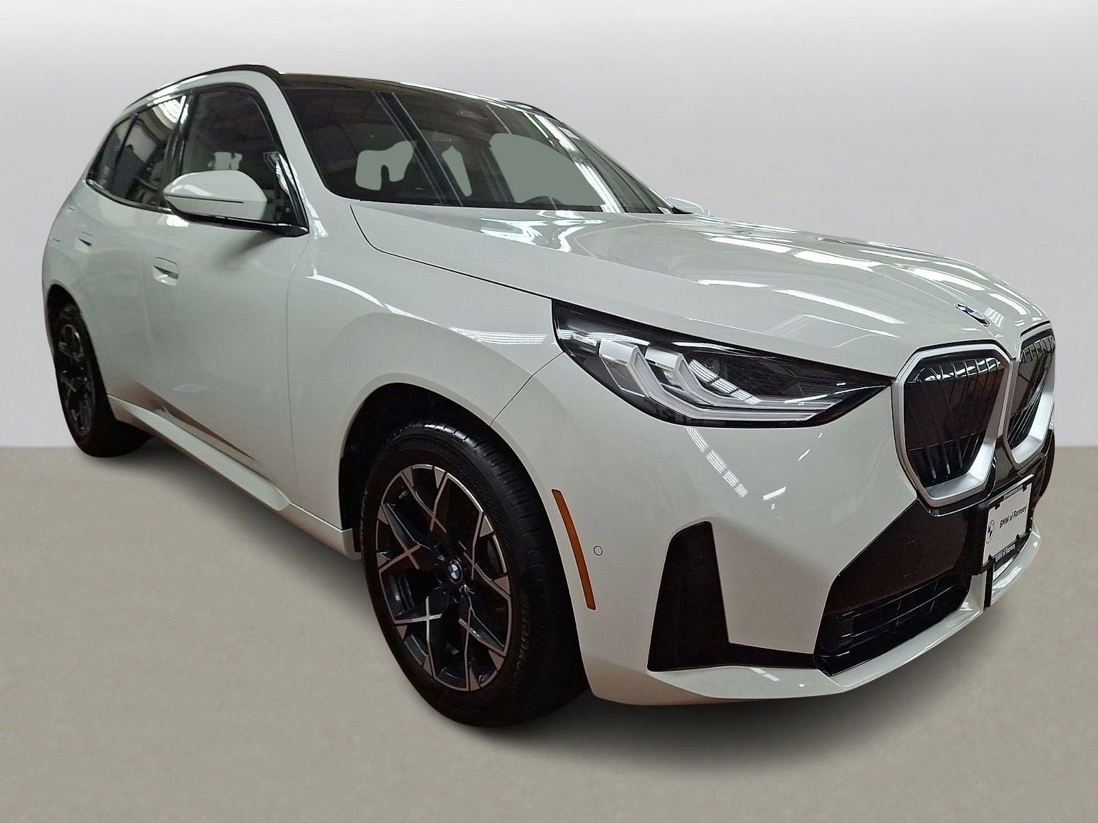 Used 2025 BMW X3 xDrive30i w/ M Sport Package image 3