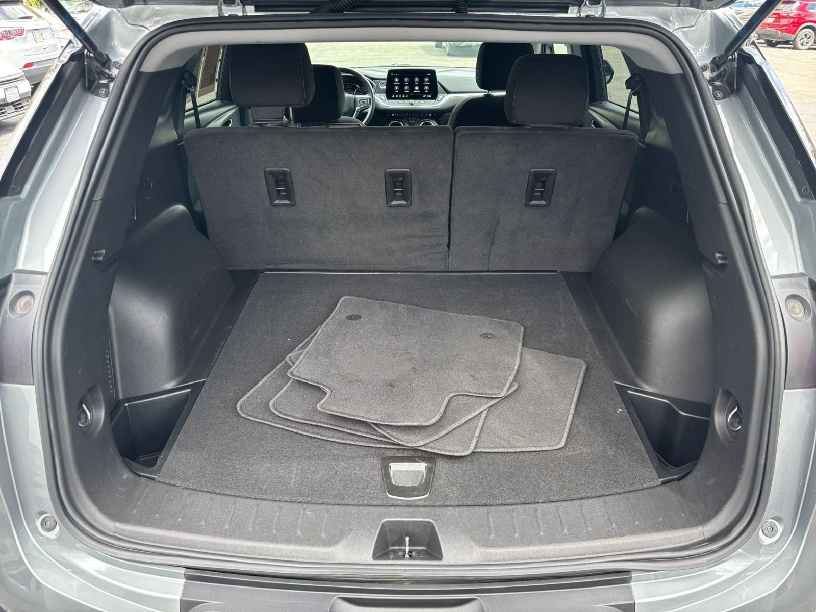 Used 2026 Chevrolet Blazer LT FWD image 31