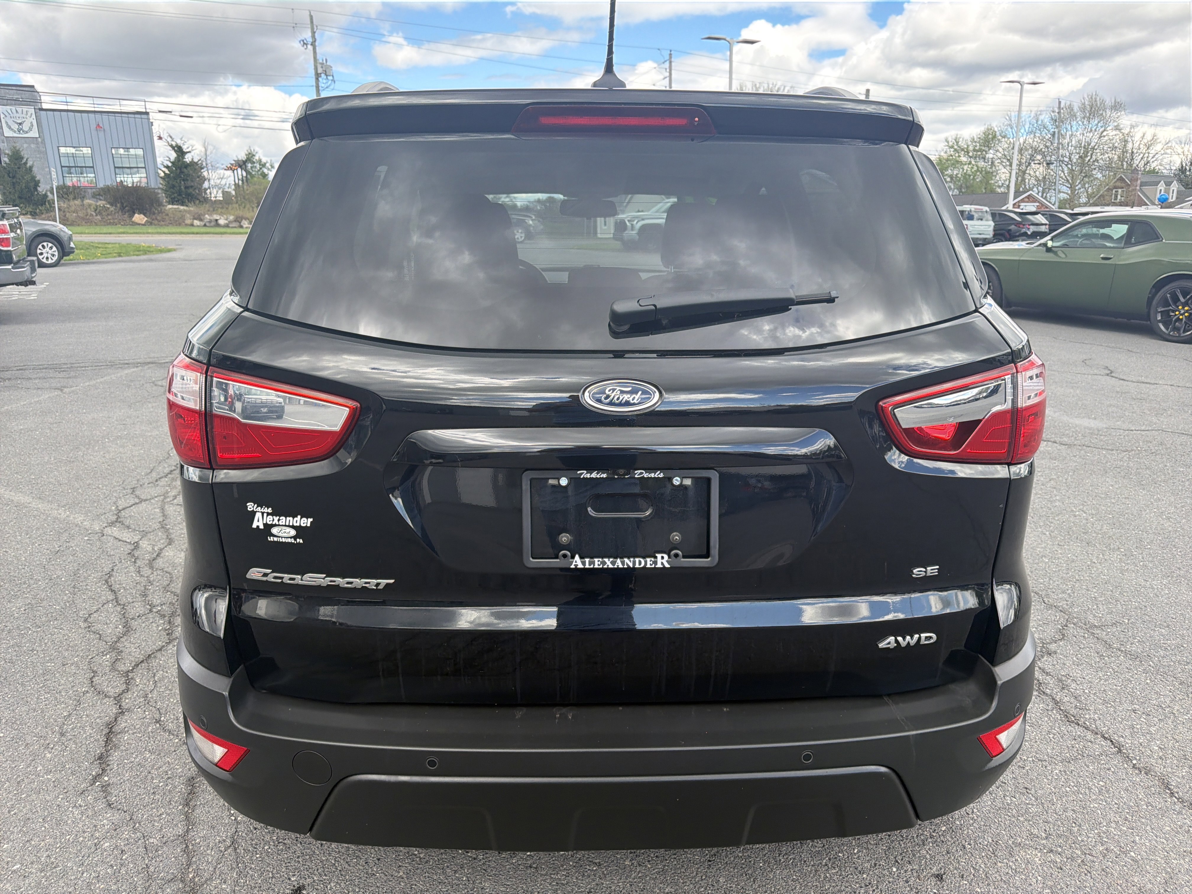 Used 2021 Ford EcoSport SE w/ SE Convenience Package image 4