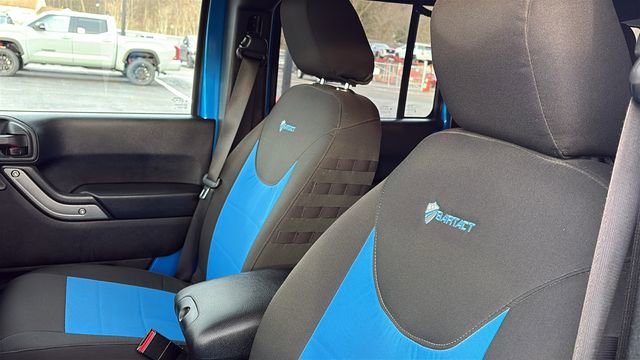 Used 2016 Jeep Wrangler Unlimited Willys image 17
