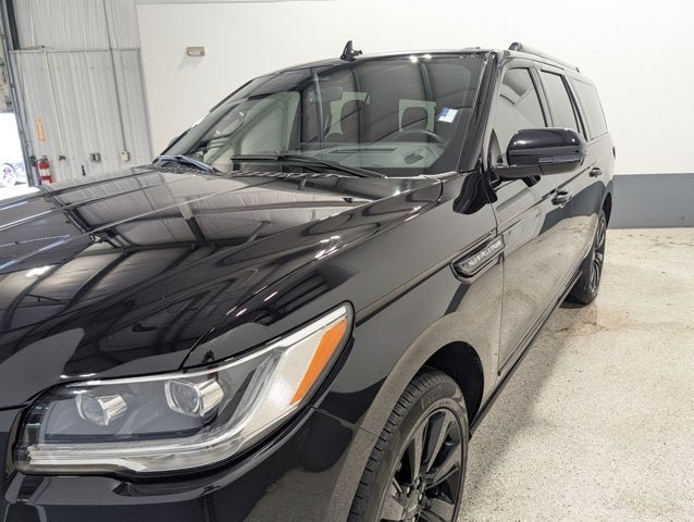 Used 2024 Lincoln Navigator L Reserve w/ Equipment Group 201A AWD/4WD image 7