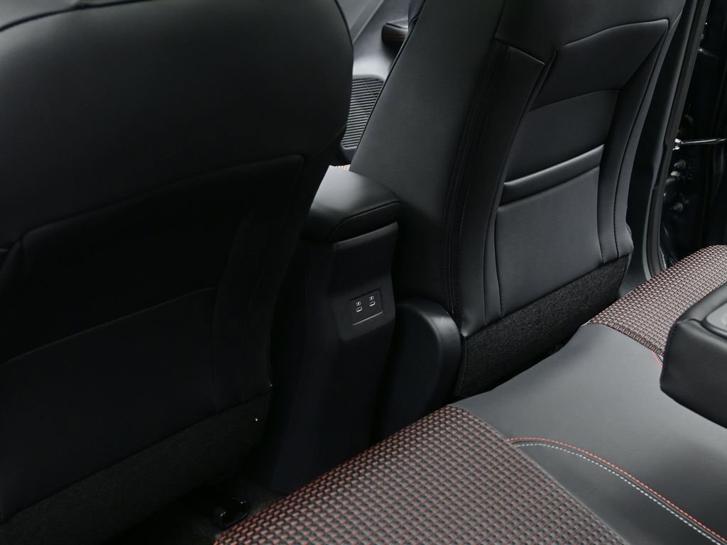 New 2026 Nissan Kicks SR w/ SR Premium Package image 19