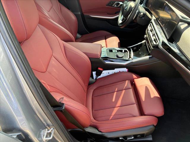 Used 2024 BMW 330i Sedan w/ Convenience Package RWD image 21