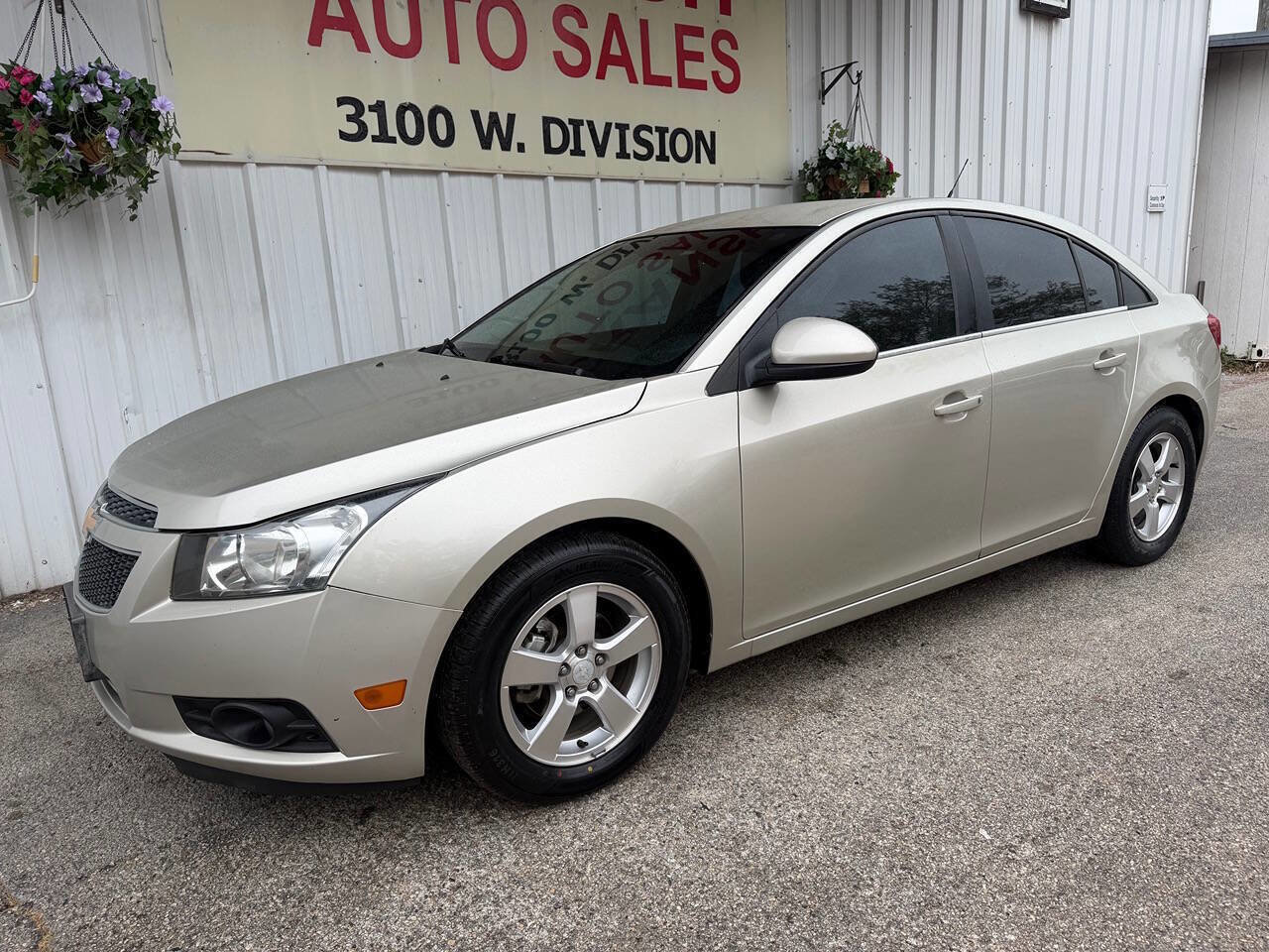 Used 2013 Chevrolet Cruze LT image 3