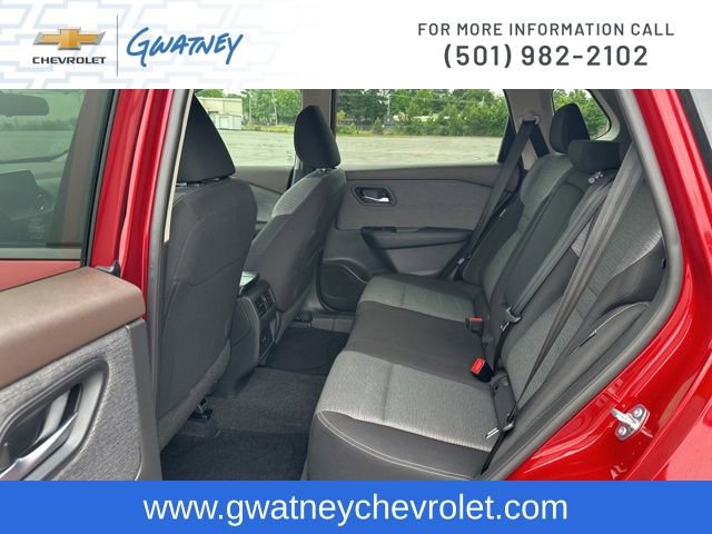 Used 2023 Nissan Rogue SV FWD image 22