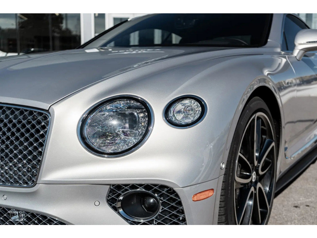 Used 2023 Bentley Continental GT V8 image 21