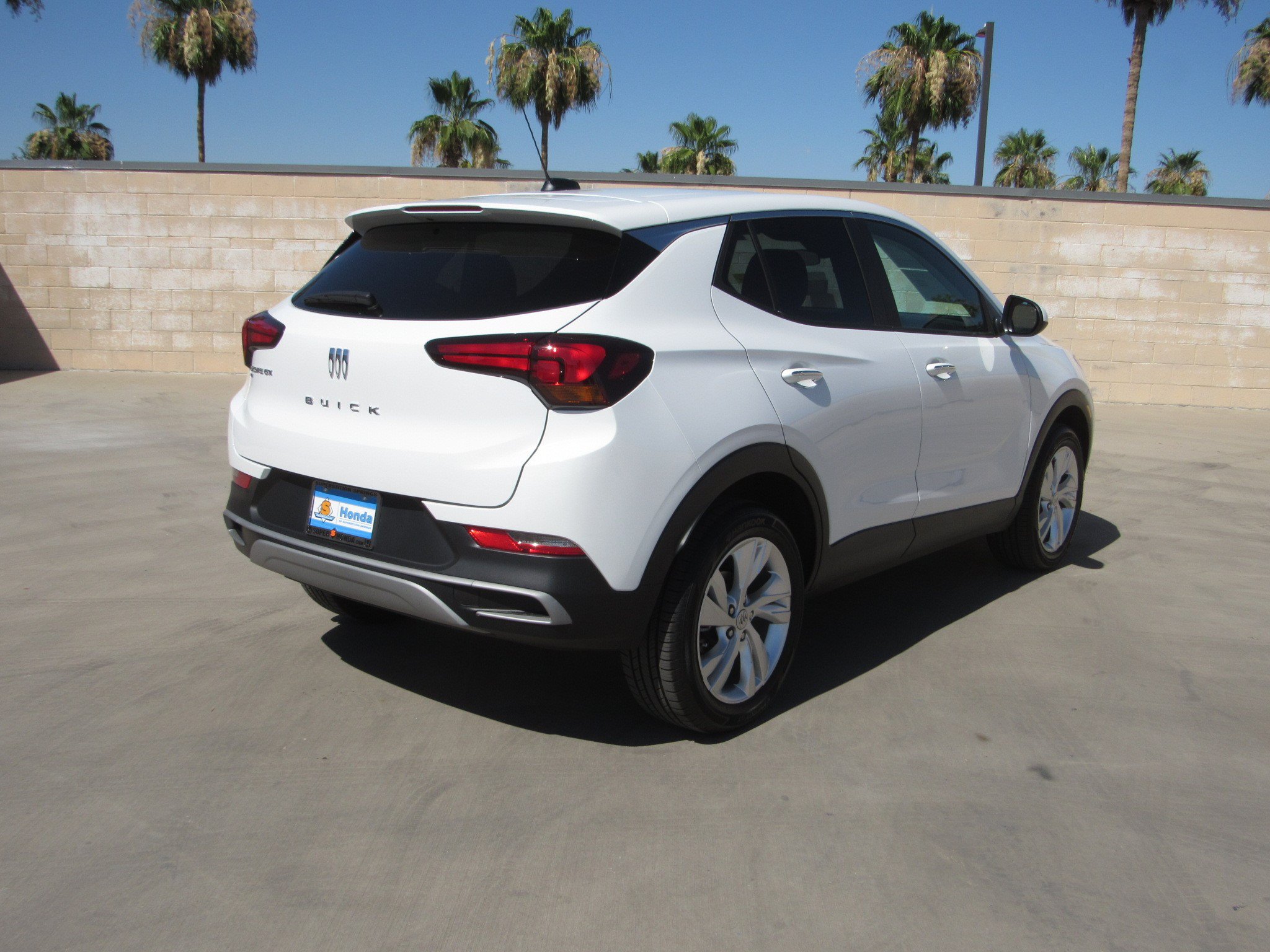 Used 2026 Buick Encore GX Preferred w/ Comfort Package AWD/4WD image 5