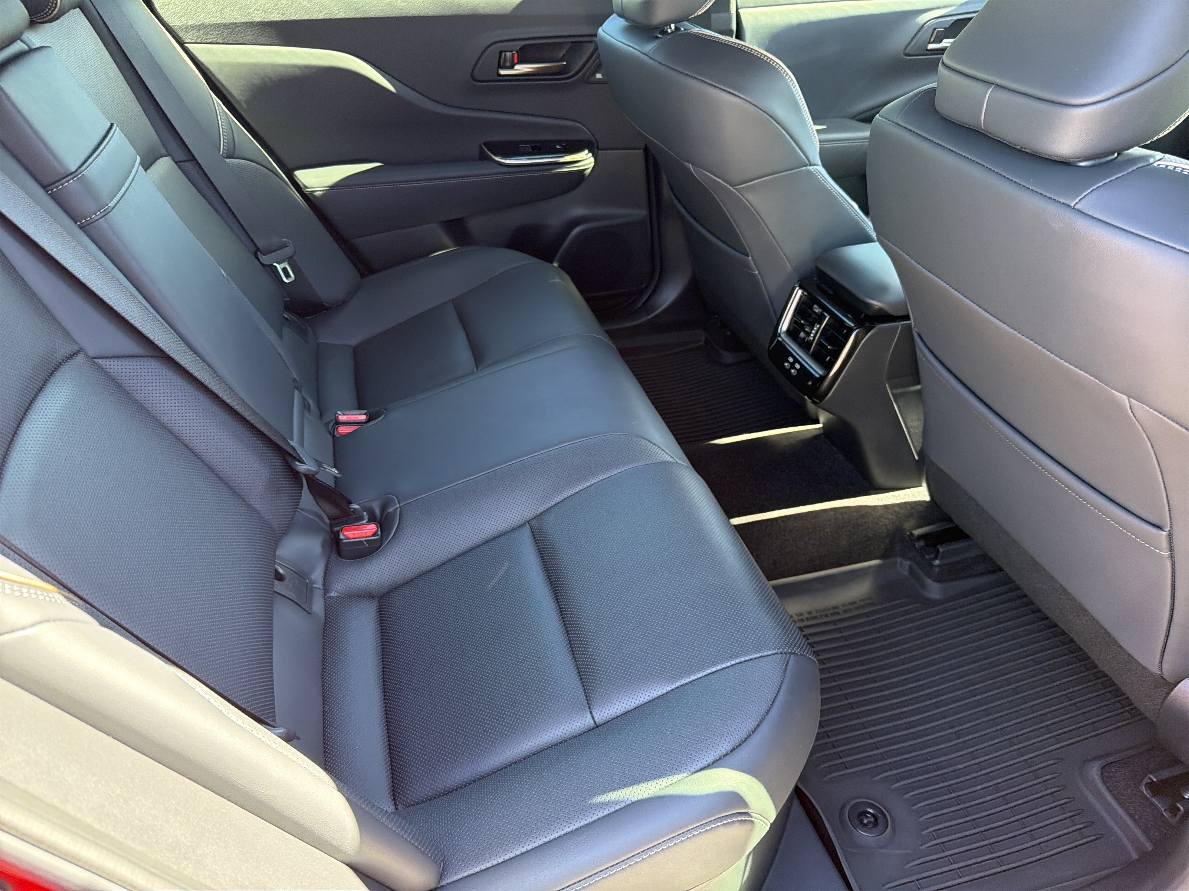 Certified 2024 Toyota Crown AWD/4WD image 26