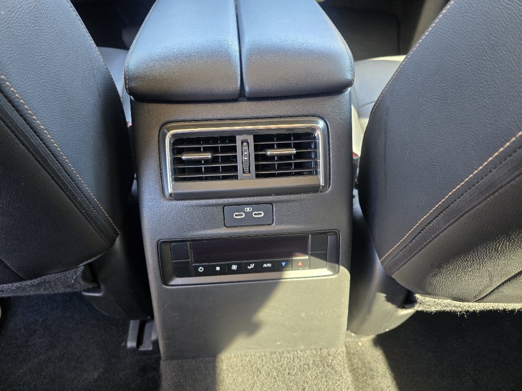 Used 2024 MAZDA CX-90 3.3 Turbo w/ Preferred Plus AWD/4WD image 28