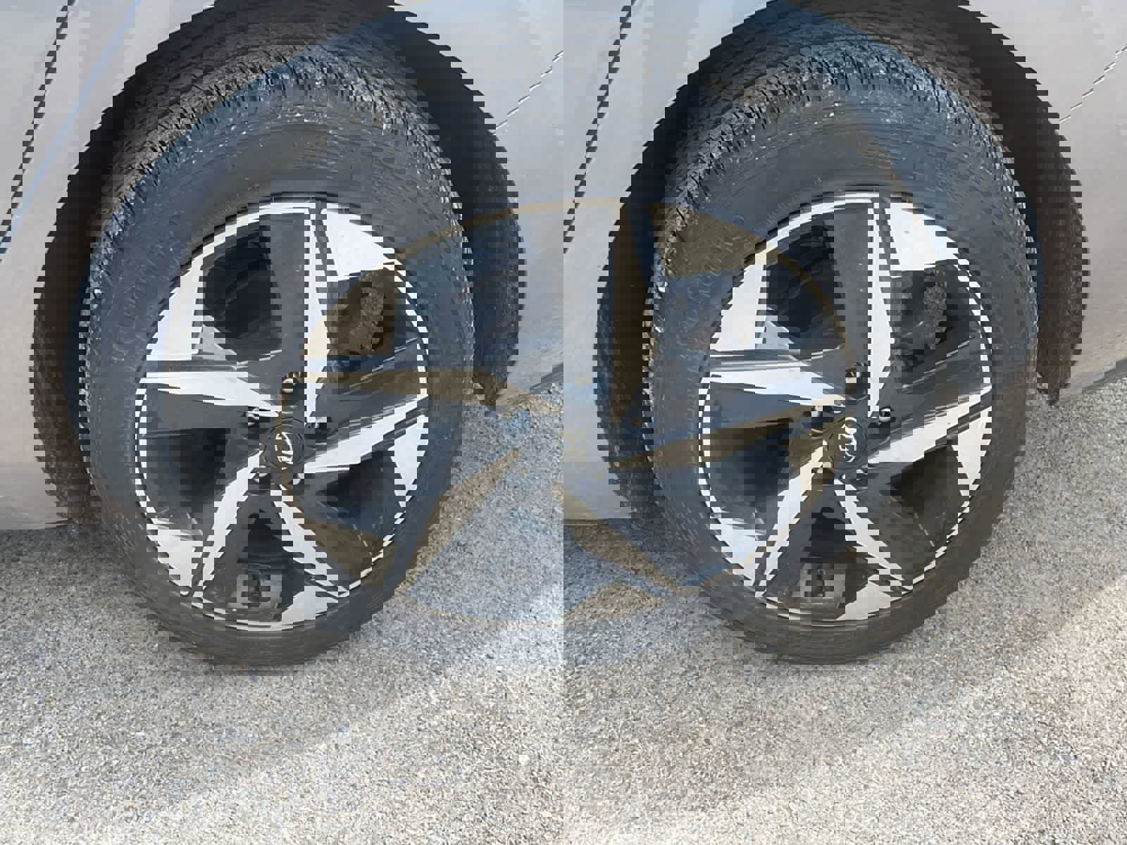 Used 2023 Hyundai Elantra SEL w/ Convenience Package FWD image 20