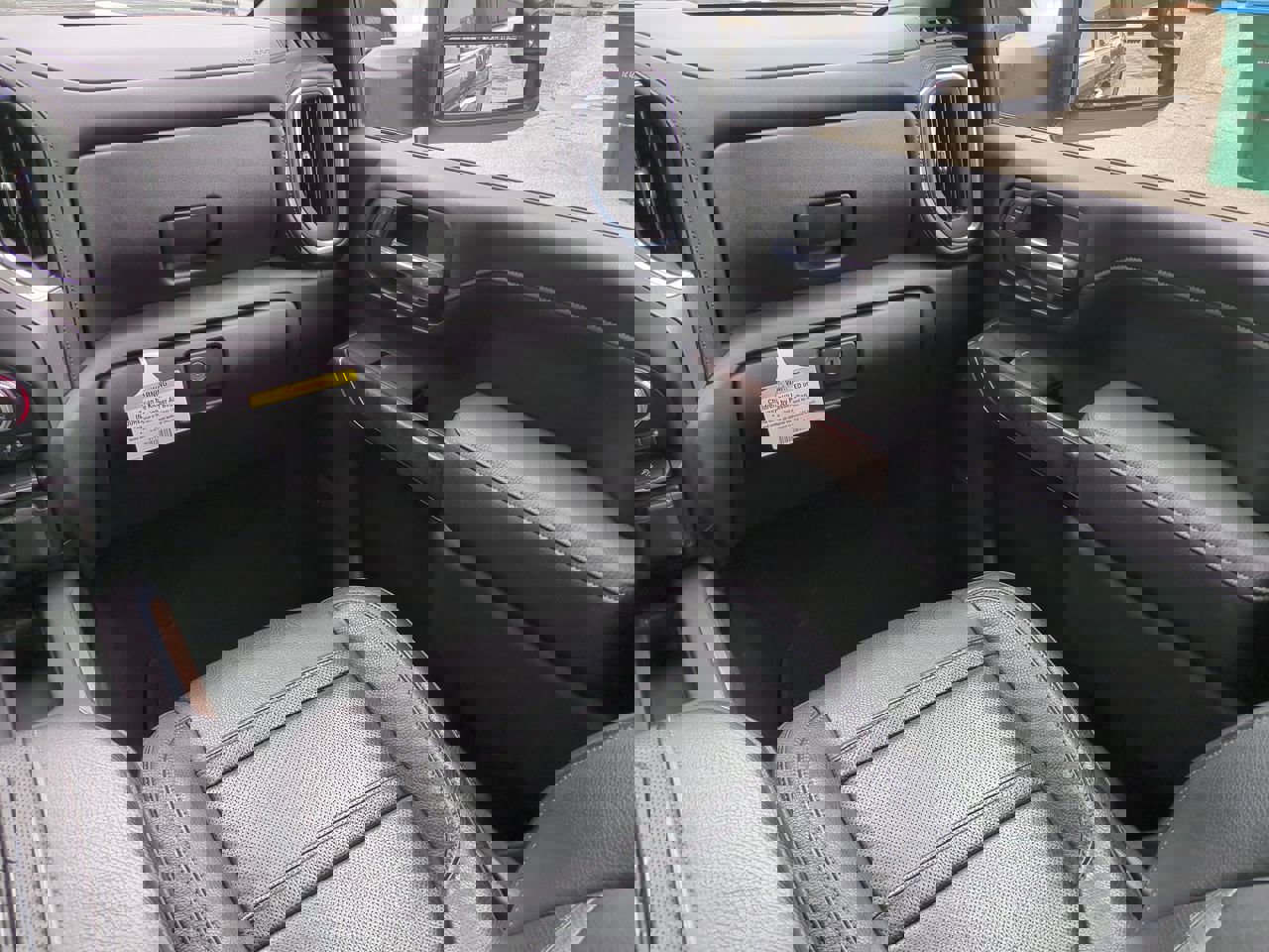 Used 2020 GMC Sierra 2500 Denali w/ Denali Ultimate Package image 16