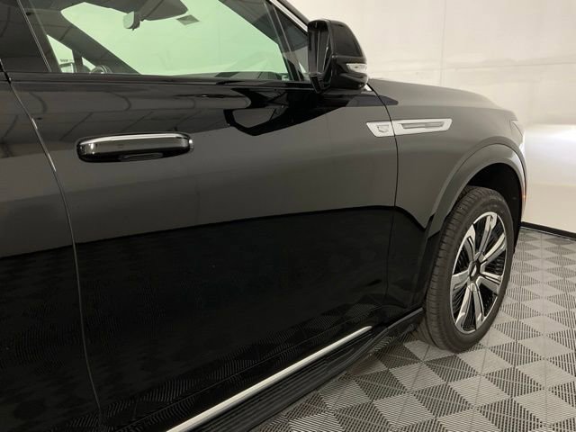 New 2025 Cadillac Escalade IQ Luxury 1 w/ Smart Trailering package image 9