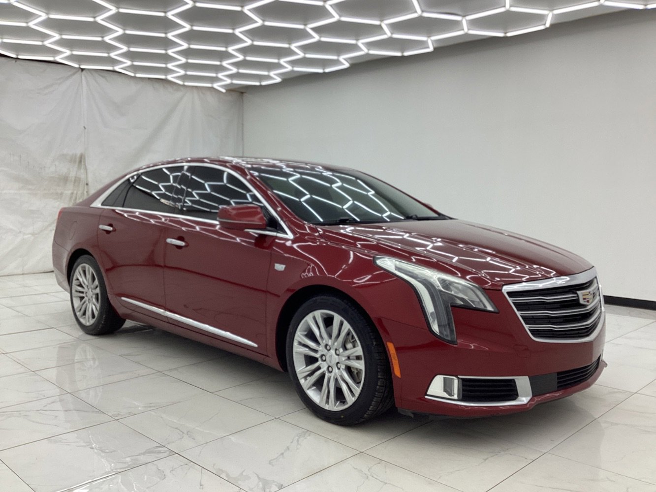 Used 2019 Cadillac XTS Luxury image 7
