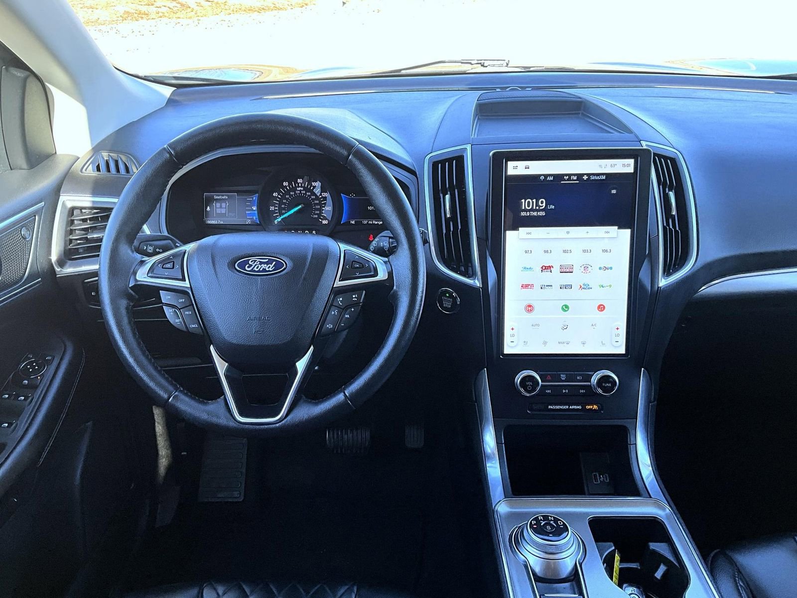 Used 2024 Ford Edge Titanium image 12