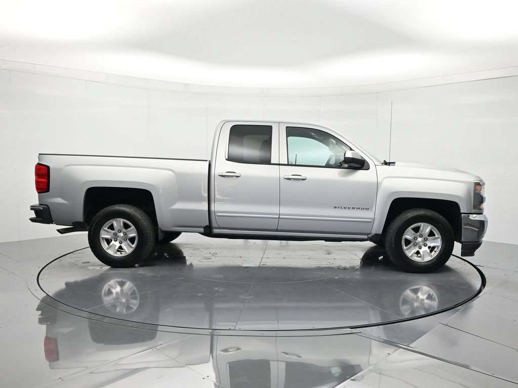 Used 2016 Chevrolet Silverado 1500 LT w/ All Star Edition RWD image 4