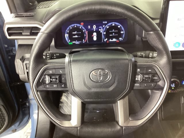 Used 2026 Toyota 4Runner Platinum AWD/4WD image 21