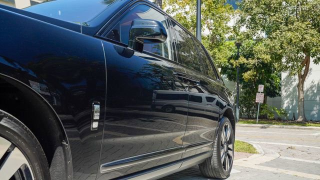 Used 2019 Rolls-Royce Cullinan image 7