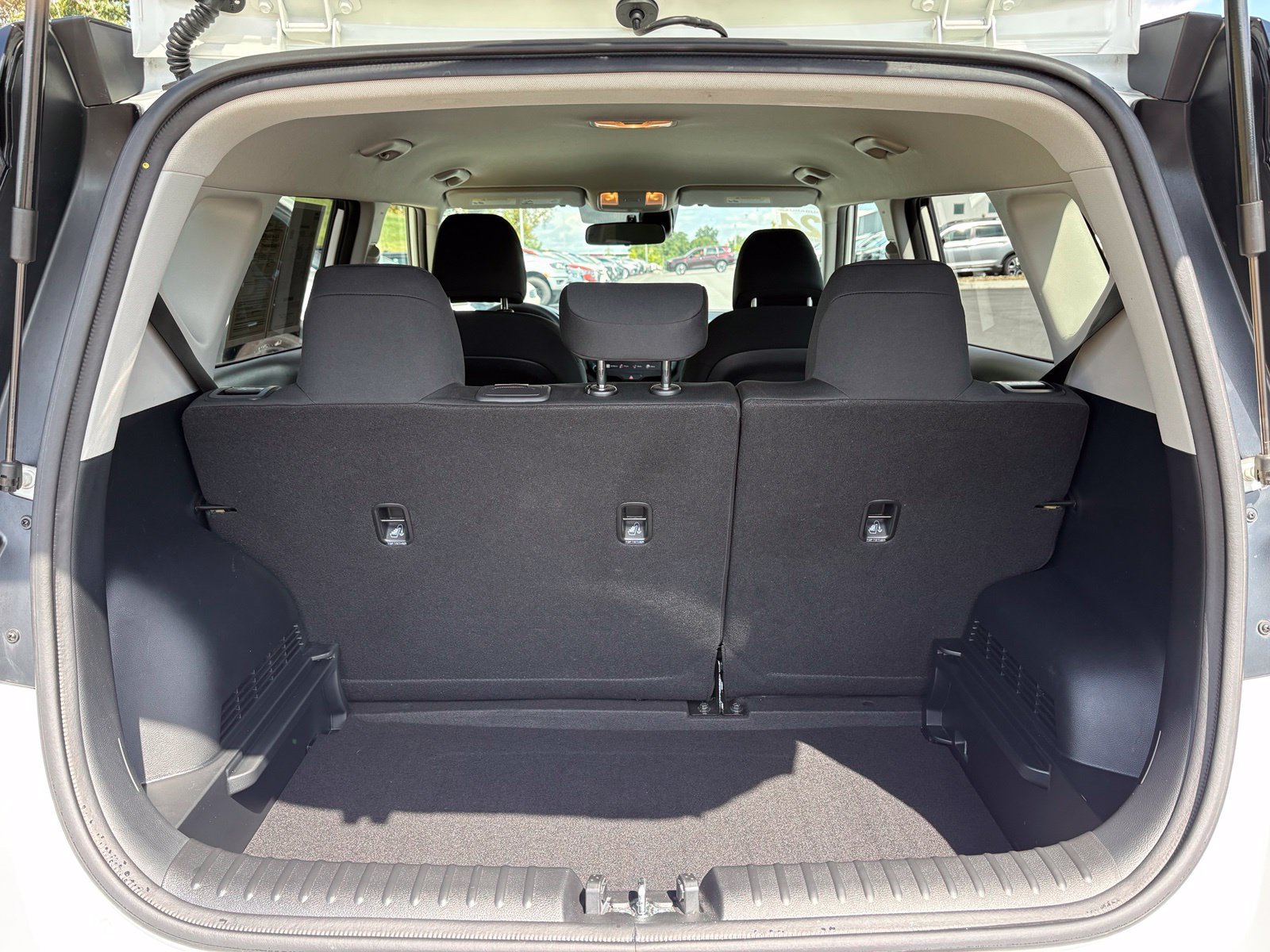 Used 2024 Kia Soul LX FWD image 12