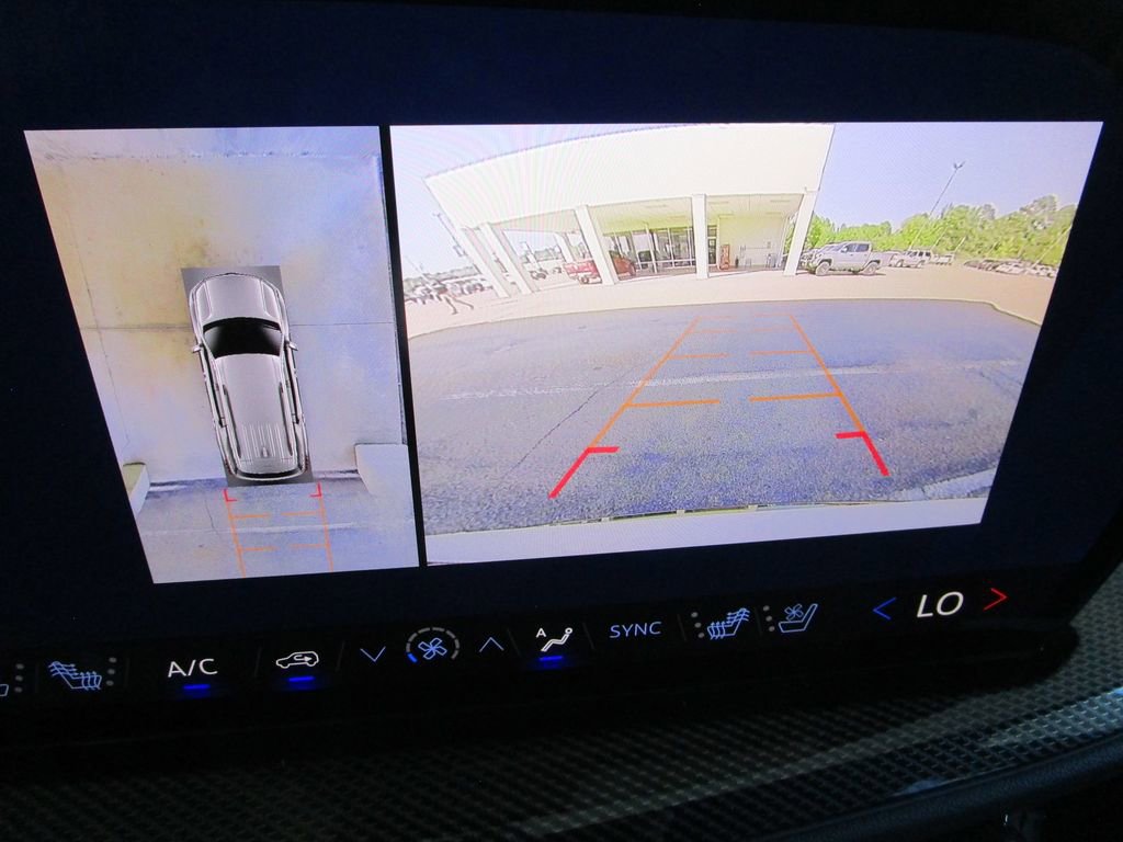 New 2026 Chevrolet Traverse High Country image 44