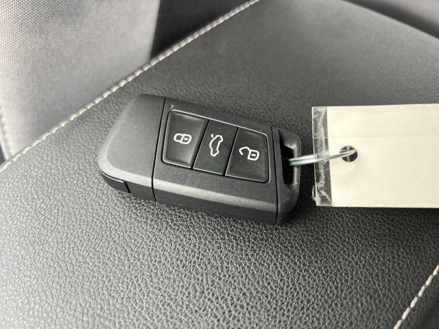 Used 2024 Volkswagen Taos S FWD image 32