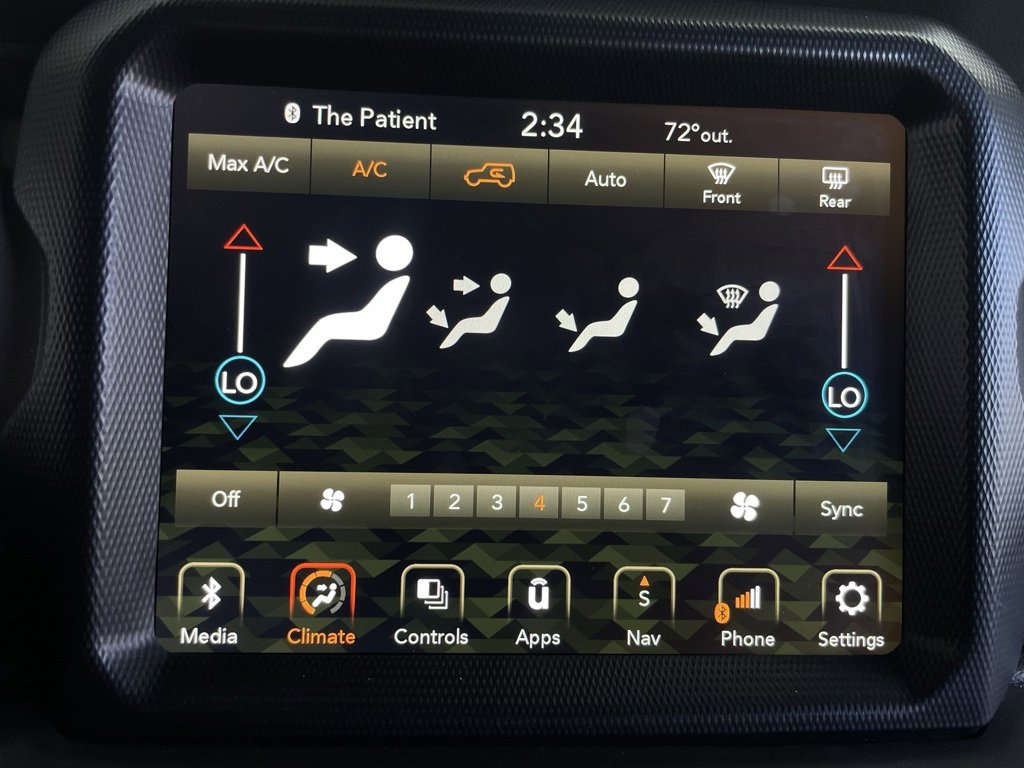 Used 2022 Jeep Wrangler Unlimited Rubicon 4xe w/ Safety Group image 40