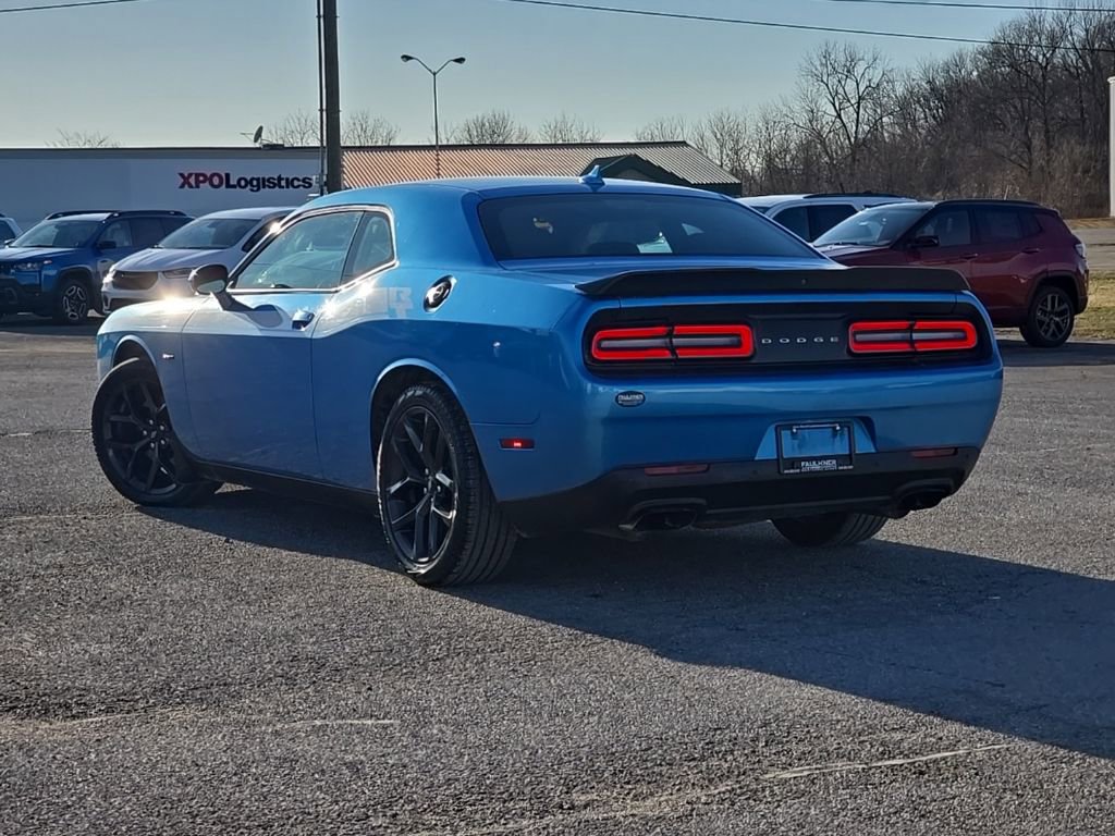 Certified 2019 Dodge Challenger R/T w/ Plus Package image 5