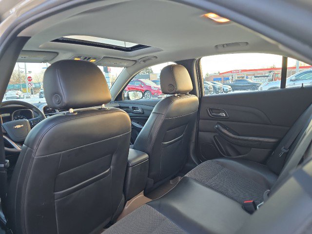 Used 2015 Chevrolet Malibu LT w/ Power Convenience Package FWD image 31