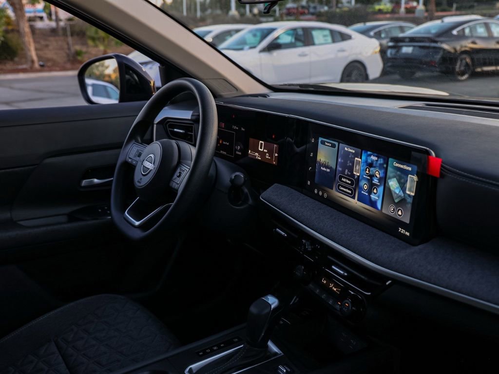 New 2026 Nissan Kicks SV FWD image 19