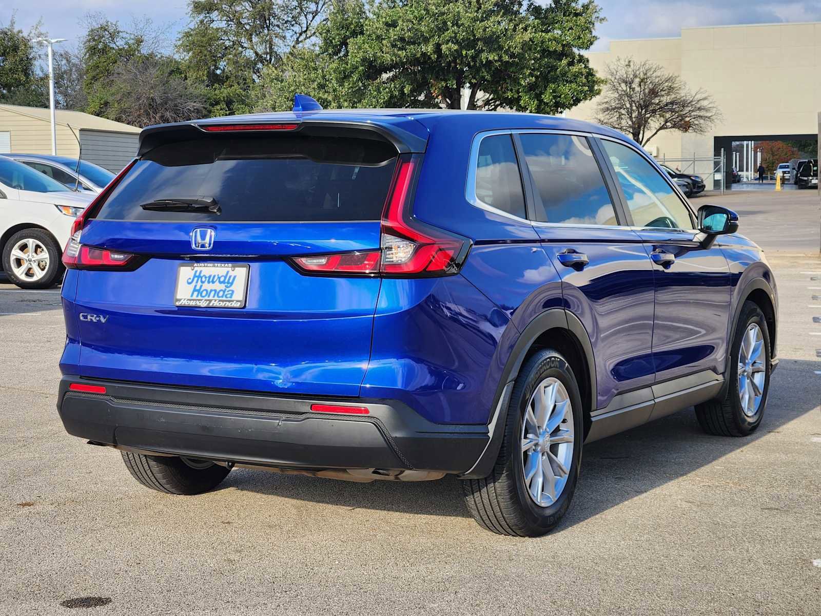 Used 2023 Honda CR-V EX image 6