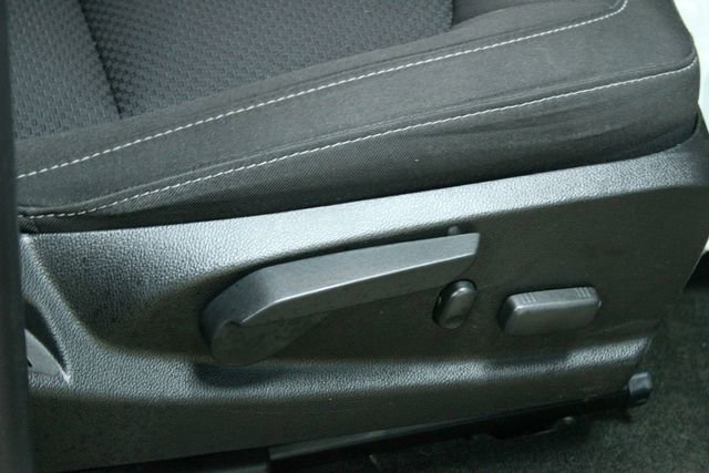 Used 2018 Chevrolet Colorado LT w/ LT Convenience Package AWD/4WD image 13