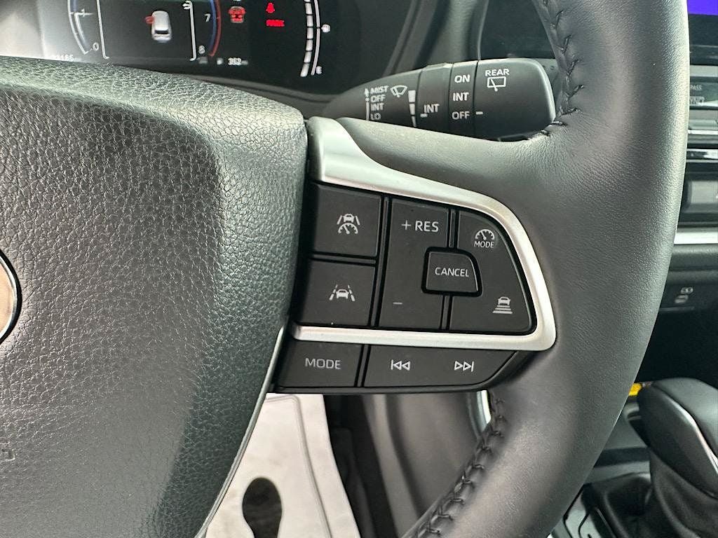 Certified 2024 Toyota Grand Highlander AWD image 21