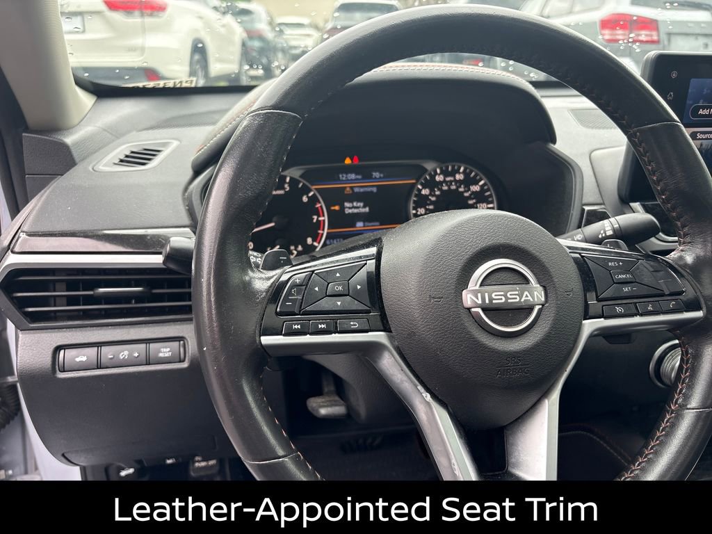 Certified 2023 Nissan Altima 2.5 SR w/ SR Premium Package FWD image 12