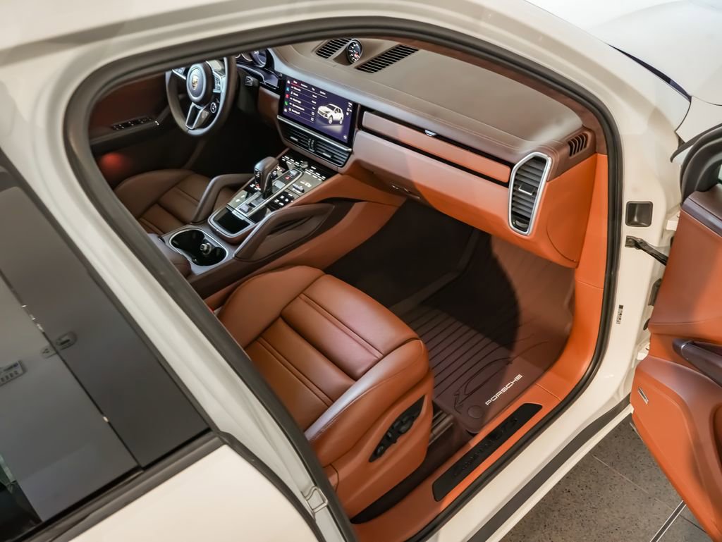 Certified 2023 Porsche Cayenne GTS image 31