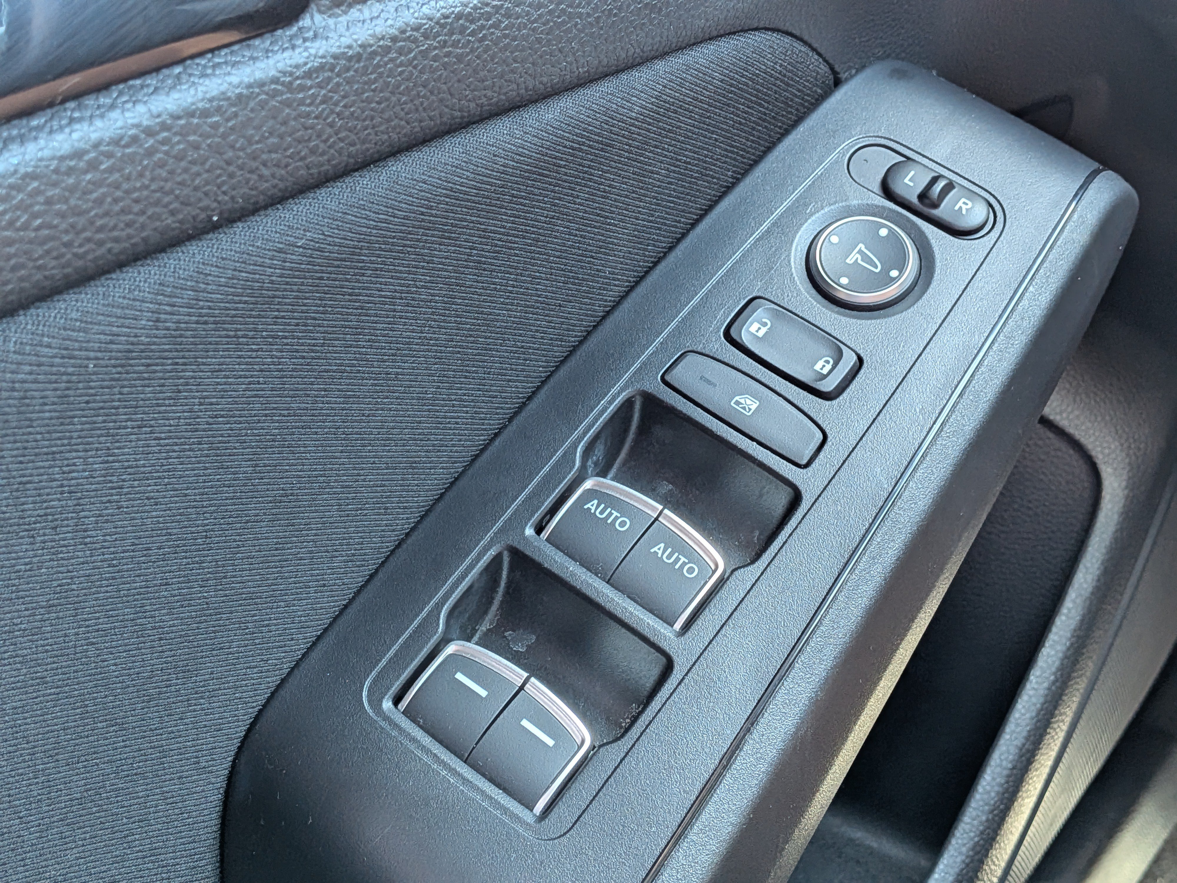 Used 2025 Honda Civic Sport image 23