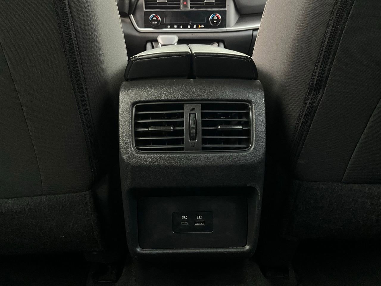 Used 2023 Nissan Rogue SV image 13