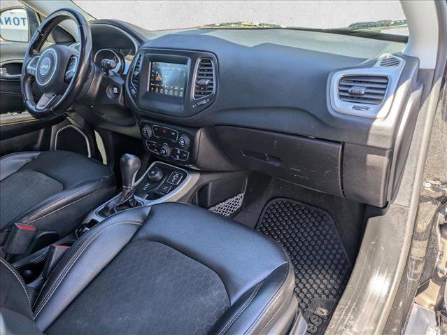 Used 2020 Jeep Compass Latitude w/ Cold Weather Group image 20