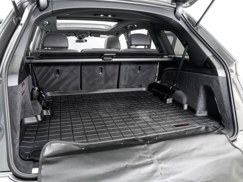 Certified 2025 Audi Q7 3.0T Premium Plus AWD/4WD image 27