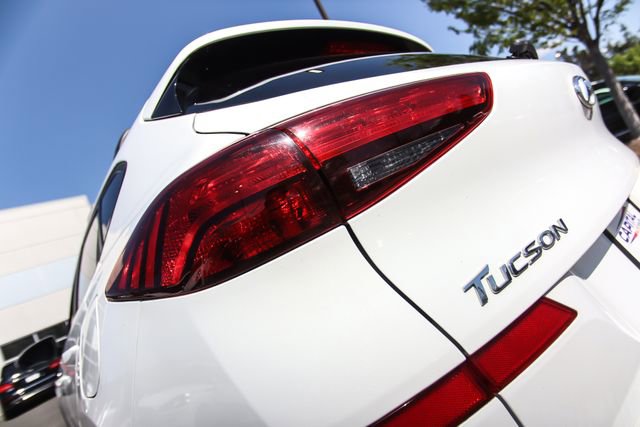 Used 2019 Hyundai Tucson Value w/ Cargo Package AWD/4WD image 8