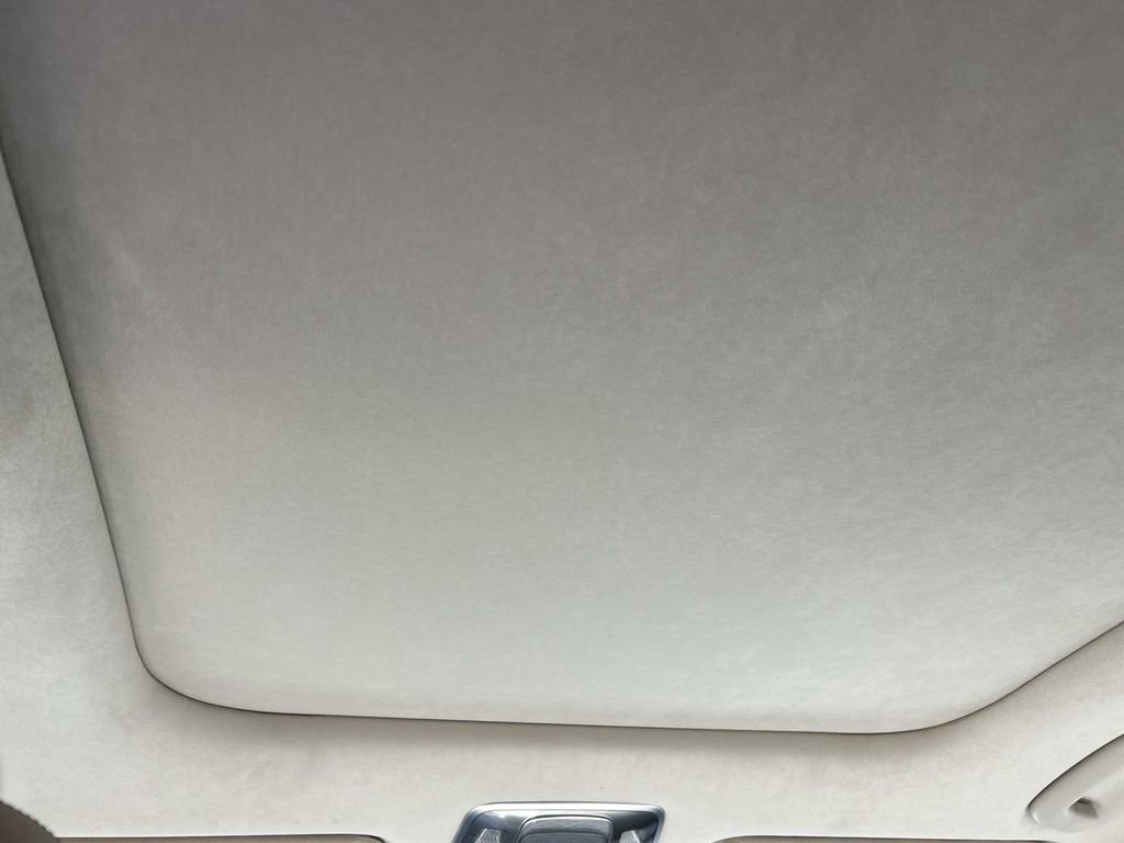 Used 2025 Genesis GV70 3.5T Sport w/ Sport Prestige Package image 29