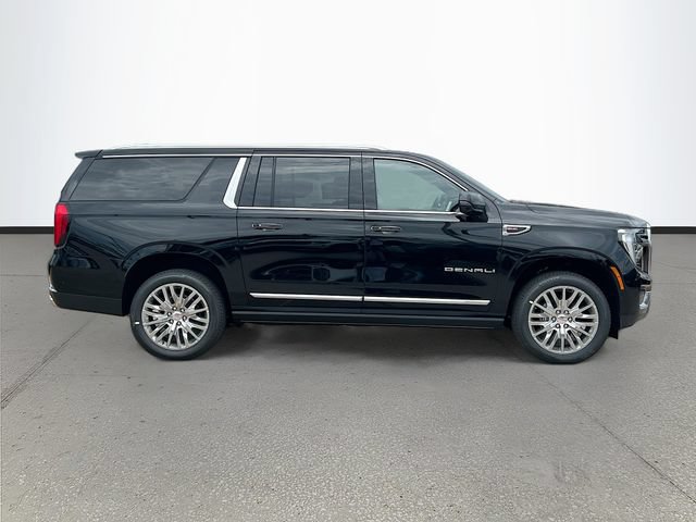 New 2026 GMC Yukon XL Denali w/ Sun & Power Step Package RWD image 3