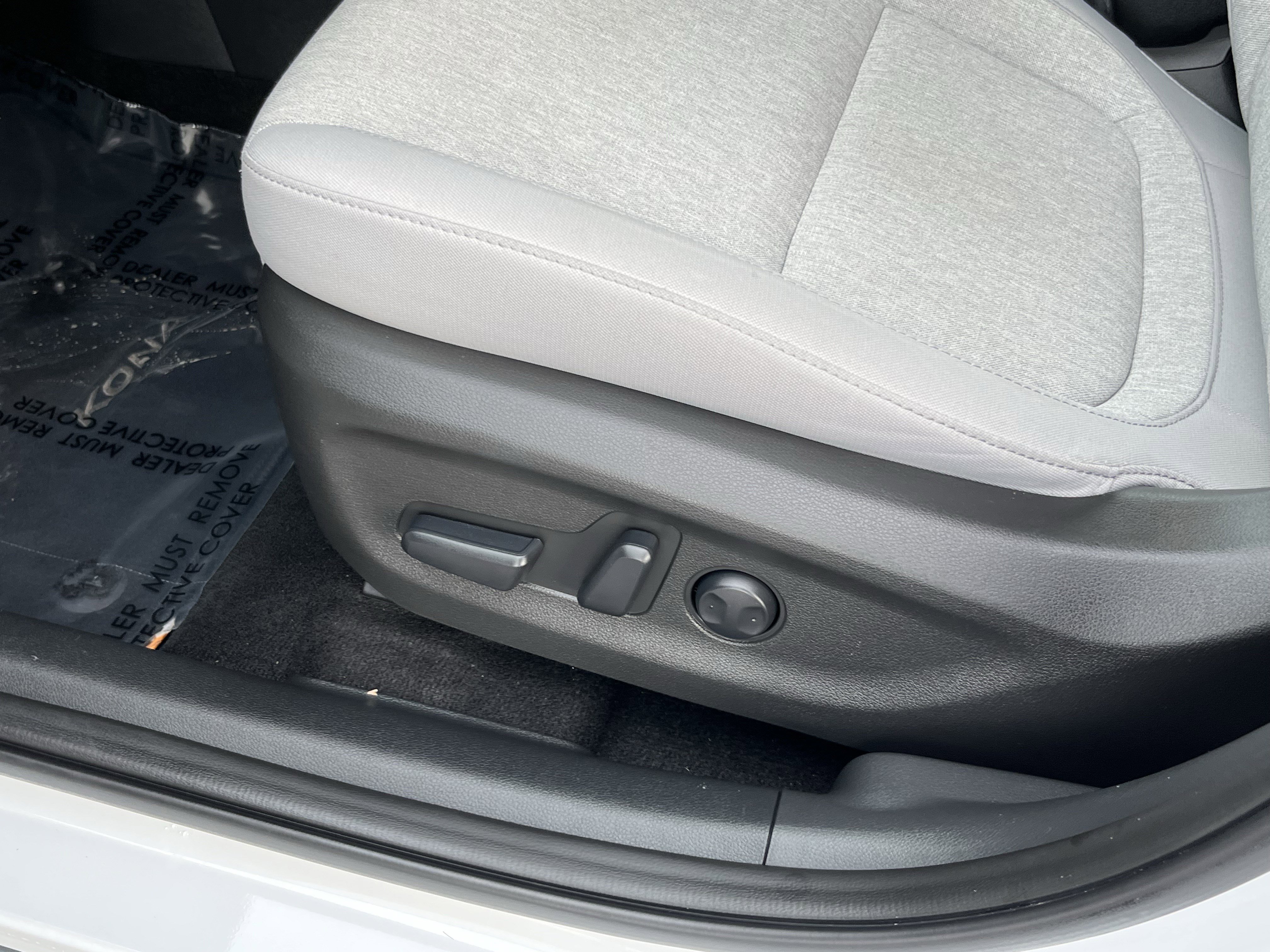 Certified 2023 Hyundai Kona SE image 17