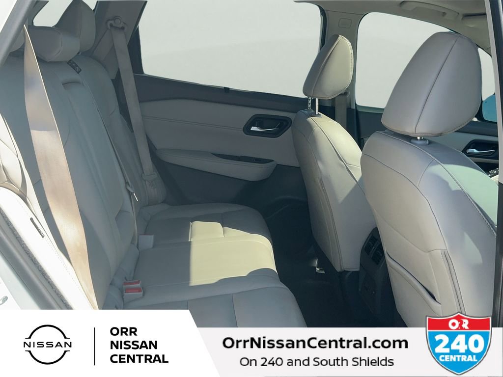 Used 2023 Nissan Rogue SL w/ SL Premium Package FWD image 12