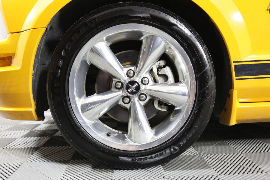 Used 2009 Ford Mustang GT Premium image 9